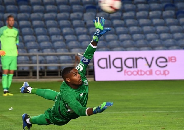 Khó mua Oblak, Chelsea chuyển hướng sang 'Plan B' thay Kepa