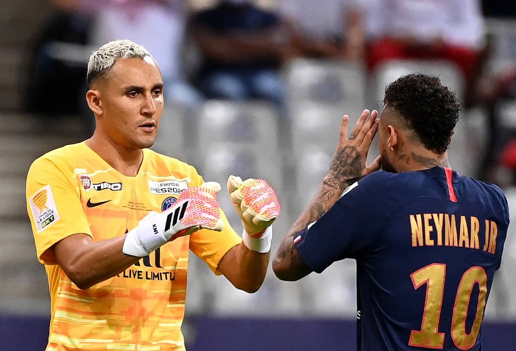 "Nạn nhân" của Courtois đứng trước ngưỡng cửa lịch sử Champions League