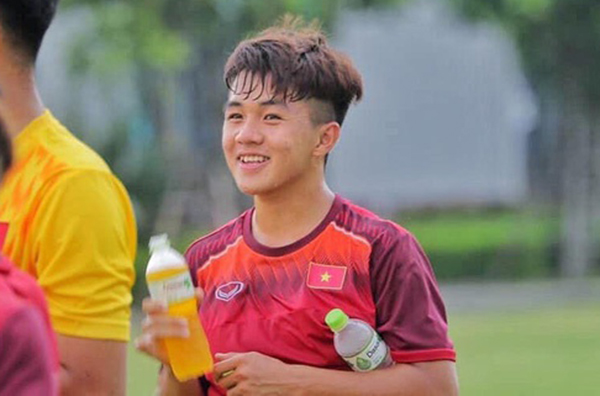 "Truyền nhân" Tuấn Anh nhận lời khen từ HLV trưởng U19 Việt Nam