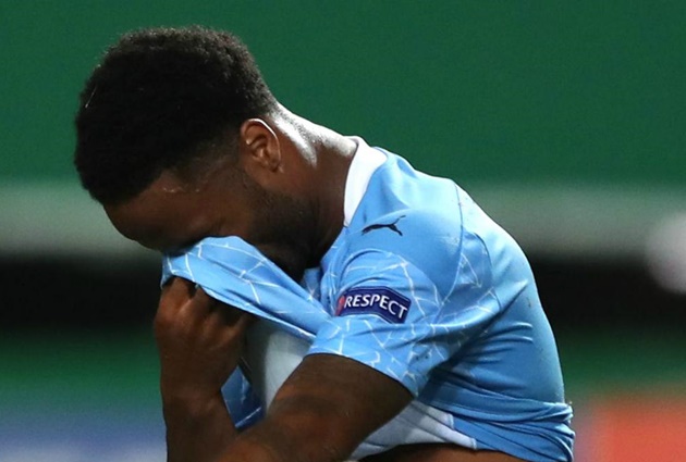 Usain Bolt dính virus Corona, sao Man City lo ngay ngáy
