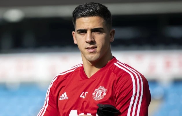 Rời Man United, thủ thành 24 tuổi chuyển đến Championship 