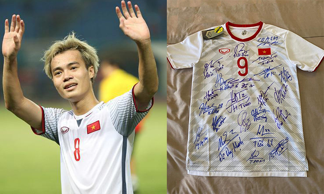 Ảnh bài viết Văn Toàn thu về số tiền “khủng” từ chiếc áo ĐT Việt Nam phiên bản đặc biệt