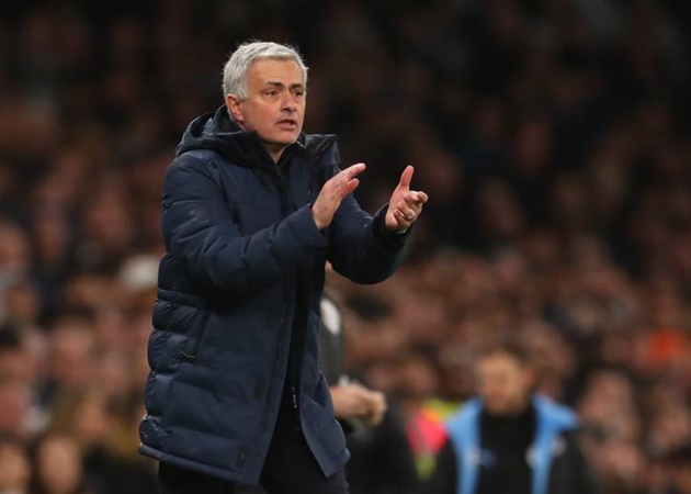 Ảnh bài viết Cạn tình cạn nghĩa, Mourinho 'văng tục' liên hồi khi nhắc về Chelsea