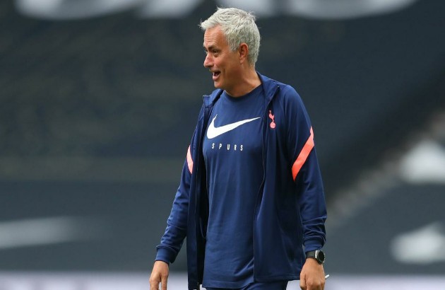 Ảnh bài viết Mourinho muốn "cướp" mục tiêu của Man United và cái kết phũ phàng