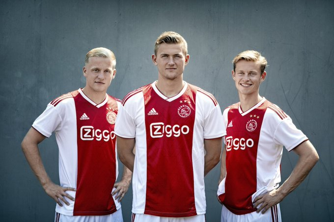Từ Van de Beek, nhìn lại khả năng làm kinh tế đẳng cấp của Ajax