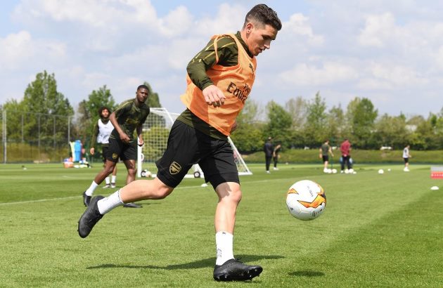 Fabrizio Romano lên tiếng, hé lộ tương lai của Torreira 