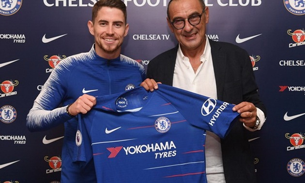 James tái hợp Ancelotti và những thương vụ "rút ruột" đội bóng cũ đáng chú ý