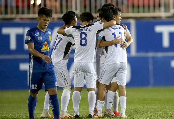 HAGL chốt "quân xanh" thi đấu giao hữu chờ V-League trở lại