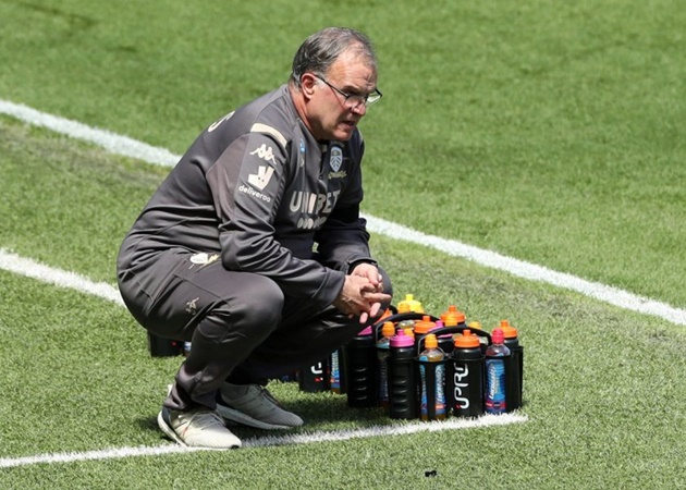 Từ West Ham đến Leeds: 10 ứng cử viên xuống hạng ở EPL 2020/21