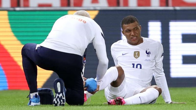 Vừa tỏa sáng, Mbappe tiết lộ thông tin khiến NHM thấp thỏm