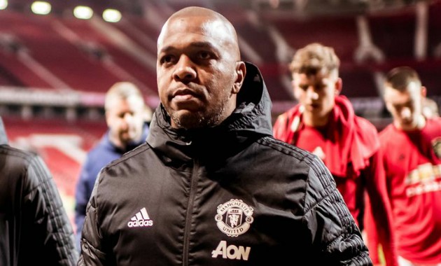 CHÍNH THỨC! Man United chia tay nhân sự trong BHL