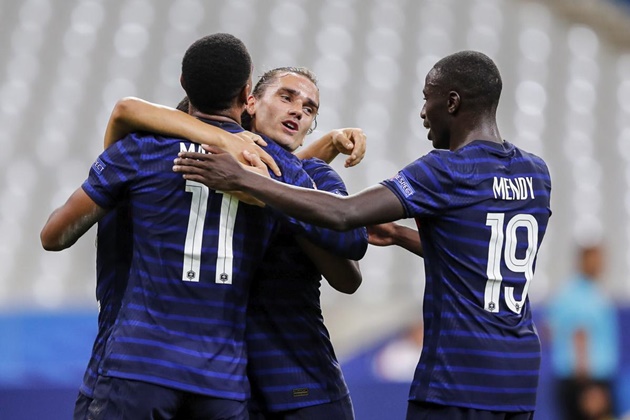 Ảnh bài viết "Sát thủ chuyển mình" ở Man Utd đang thể hiện phong độ để đời trên ĐTQG