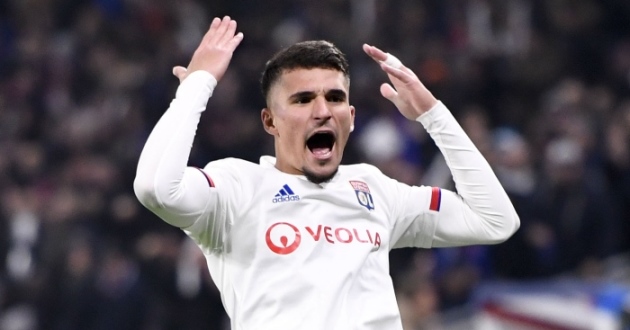 So sánh chỉ số của Houssem Aouar với các tiền vệ Arsenal