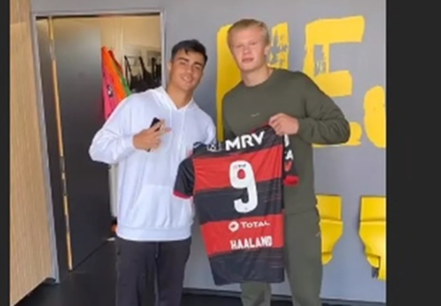 "Gián điệp" thân thiết với Haaland, Real Madrid ôm mộng sở hữu "bom tấn"
