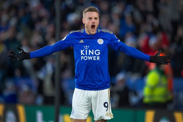 Đội hình tiêu biểu vòng 1 NHA: Salah, Vardy bắt đầu cuộc đua