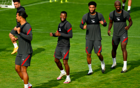 Dùng bài tập lạ, Liverpool sẵn sàng kéo Chelsea trở lại mặt đất