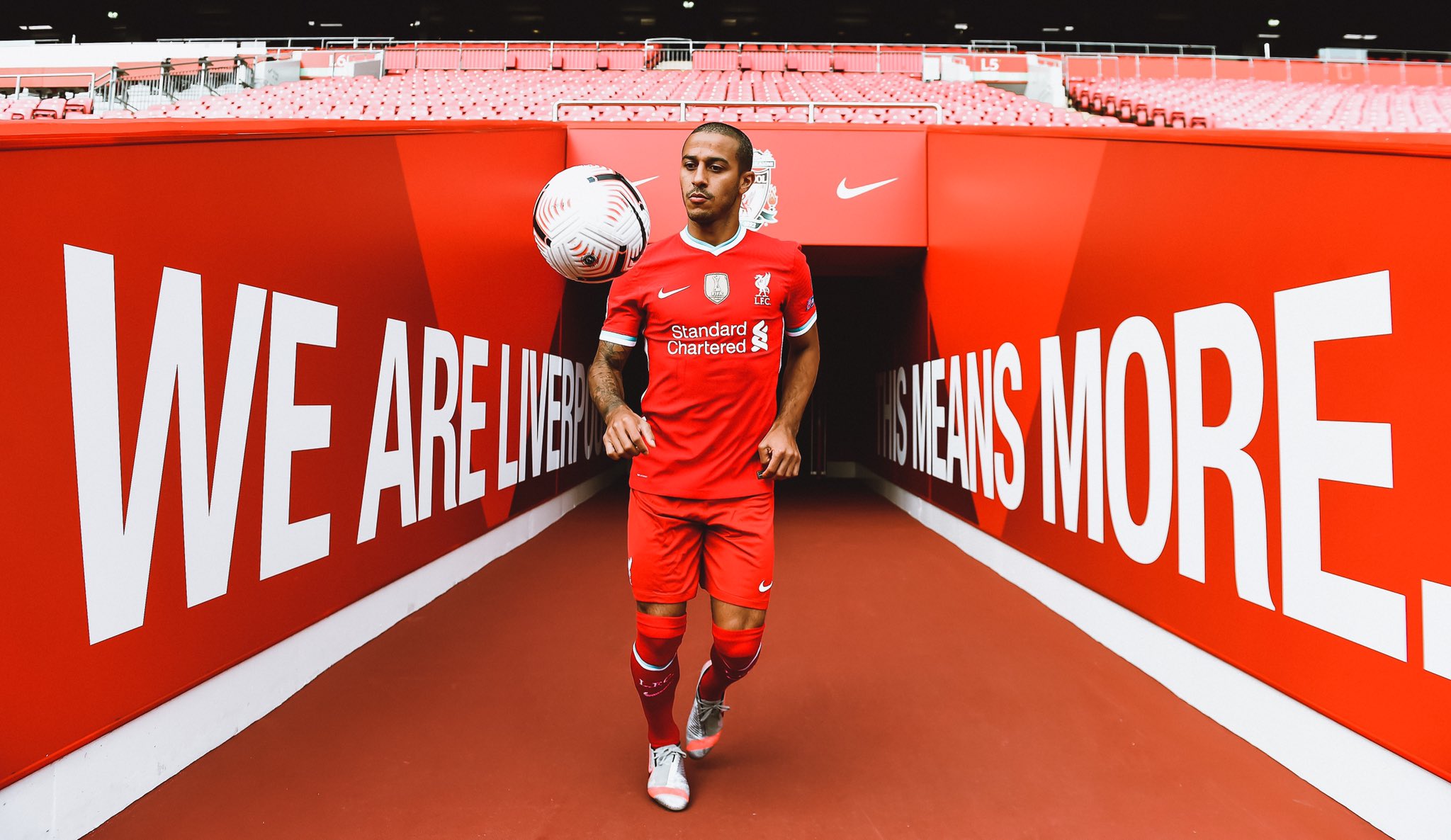 Dự đoán cầu thủ xuất sắc nhất EPL mùa này: Bất ngờ tân binh Liverpool, Fernandes thứ mấy?