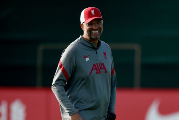 Có Thiago, dàn sao Liverpool cười tít mắt trên sân tập