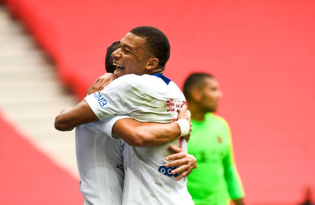 Dẹp virus Corona, Mbappe tái xuất quá biến ảo, PSG chiến thắng 3 bàn trắng