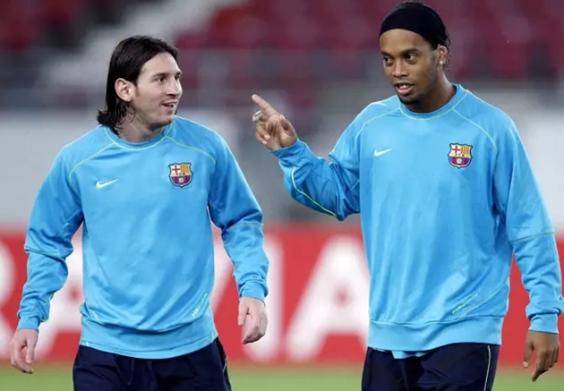 Ronaldinho liệt kê 3 cái tên xuất sắc hơn Lionel Messi