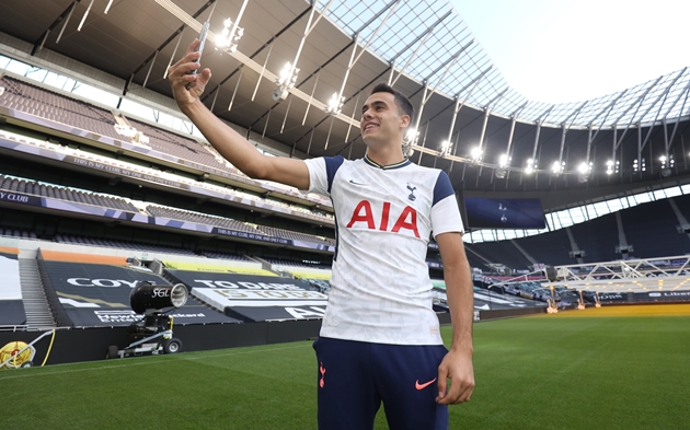 Trước Reguilon, người TBN ở Tottenham đã thi đấu ra sao?