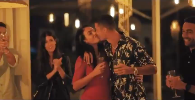 Hành động ấm áp đáng ngưỡng mộ mà Ronaldo dành cho Georgina