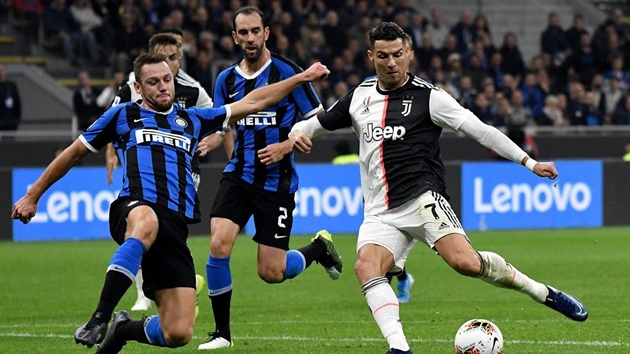 Juventus, Inter và mùa chuyển nhượng: Kẻ khóc, người chẳng thể cười