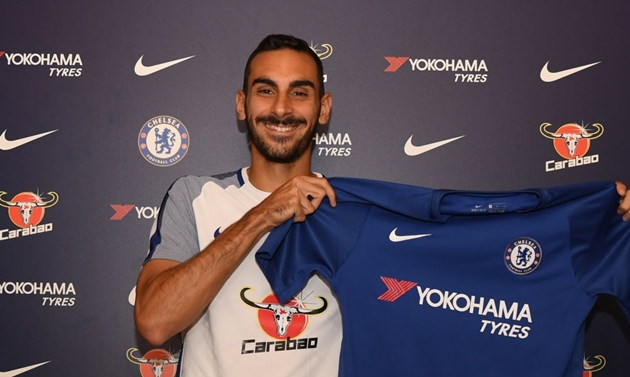 "Tàn dư của Conte" lập siêu phẩm trong ngày Chelsea thua đau Liverpool