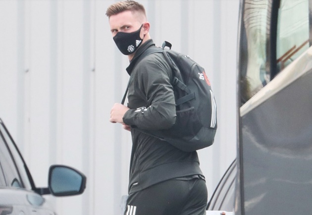 Danh sách sao M.U hành quân đến đất khách: Kẻ thách thức De Gea, 'số 10 lỗi'