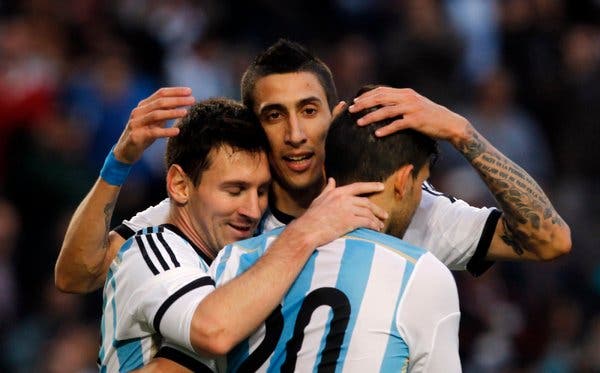 Di Maria đòi loại Messi, Aguero khỏi ĐTQG Argentina