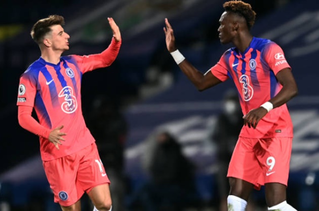 Thay người ảo diệu, Lampard giật lại sự sống cho Chelsea