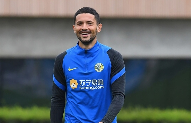 Cùng bạn gái vi phạm luật giao thông, sao Inter Milan sắp nhận án phạt nặng