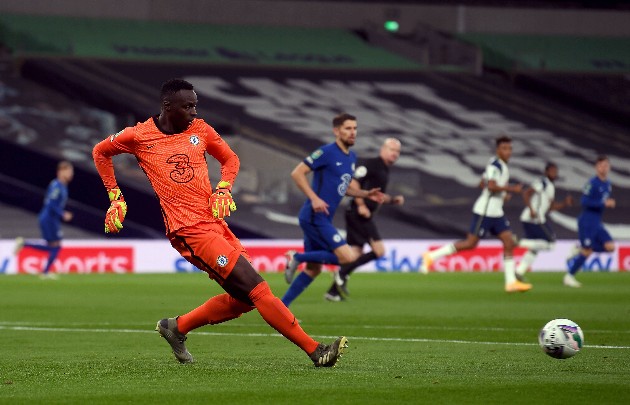 Ảnh bài viết CĐV Chelsea: "Cậu ấy thật tuyệt vời; Ông chủ khu cấm địa"