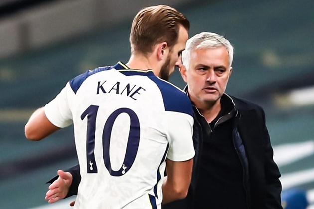 Đại thắng 7-2, Mourinho không tin Kane làm 1 điều