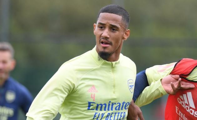 Mikel Arteta nói thẳng lý do William Saliba chưa được dùng