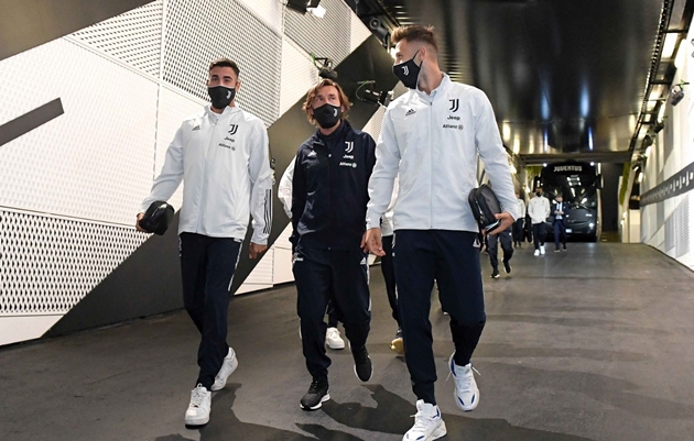 Không tốn 1 giọt mồ hôi, Juventus giành chiến thắng 3-0 trước Napoli