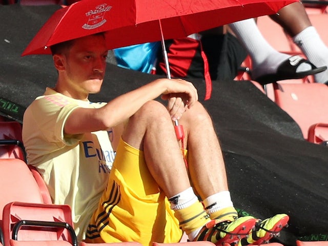 Ảnh bài viết Fan Arsenal phẫn nộ: "Thật đáng hổ thẹn, hãy để cậu ấy ra sân"