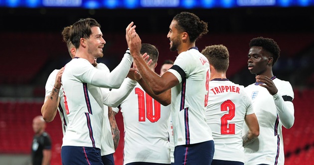 Ảnh bài viết NHM Man Utd tiếc nuối: "Bỏ Sancho và móc hầu bao vì cậu ta. Một tài năng khó tin"