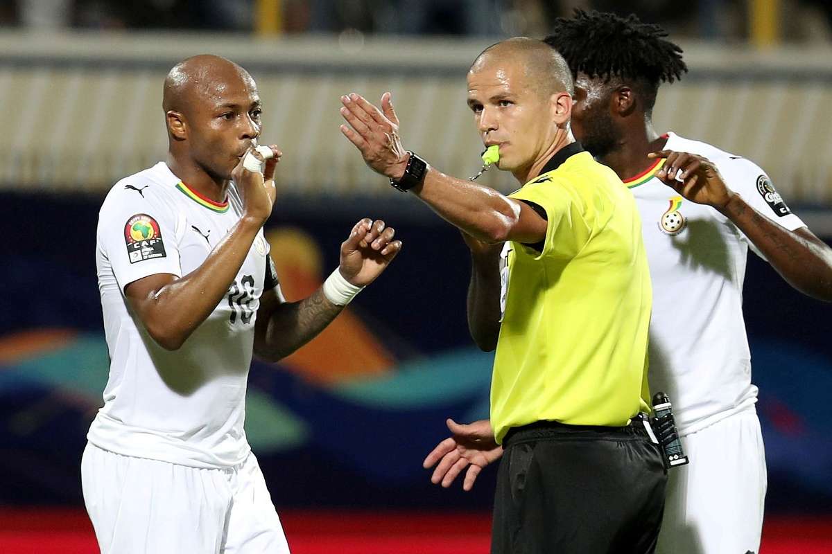 Tân binh đắt giá của Arsenal ra sân, đội nhà thua đậm 0-3
