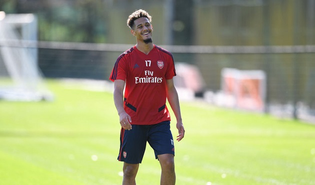 Ảnh bài viết 'Tôi nóng lòng được xem trung vệ trẻ đó của Arsenal thi đấu'