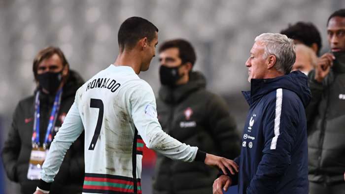 HLV Pháp hài lòng khi làm được 1 điều trước Ronaldo