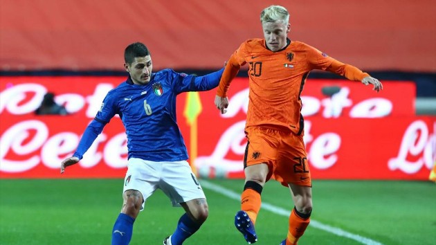 Ảnh bài viết CĐV Man United: "De Beek ghi bàn nhưng vẫn phải dự bị cho tên vô dụng đó"