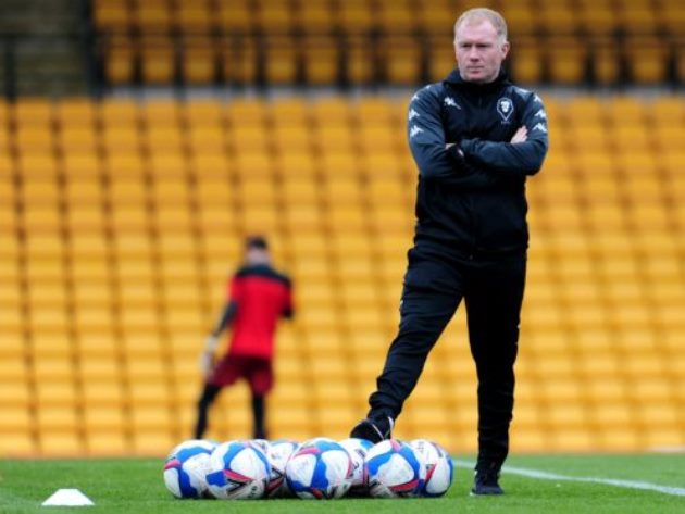 Vừa thua 1 trận, Paul Scholes đã tìm đường thối lui