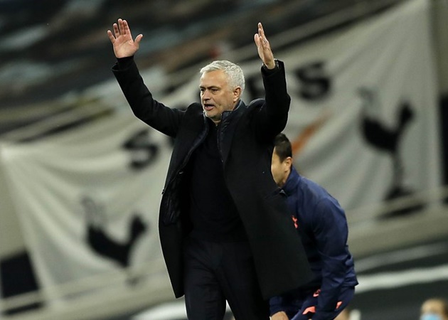 10 con số đặc biệt sau vòng 5 EPL: Thầy trò Jose Mourinho 'làm nền'