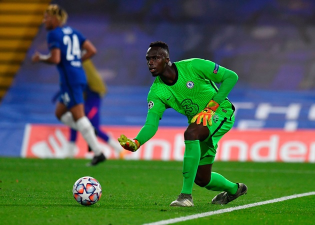 Ảnh bài viết  Hòa Sevilla, CĐV Chelsea thừa nhận: 'CLB sẽ thua nếu ai đó ra sân'