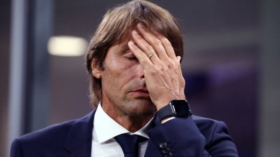Ảnh bài viết “Conte có một vấn đề lớn và phải giải quyết nó..."