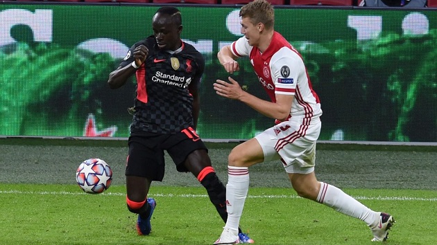 Được cả huyền thoại M.U và Liverpool khen ngợi, 'De Ligt mới' nói gì?