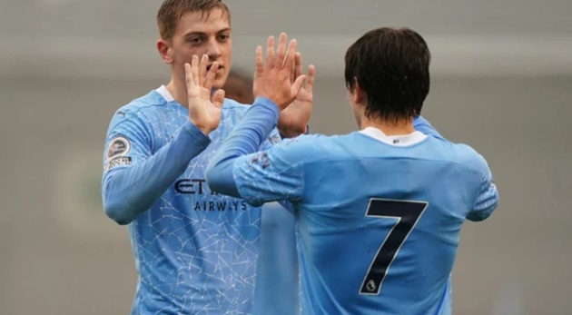 Ảnh bài viết NHM Man City đề xuất: "Cậu ta hay hơn Sterling, hãy cho cậu ta cơ hội"