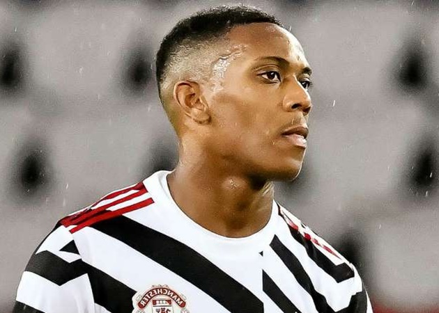 Ảnh bài viết CHOÁNG! Martial khiến CĐV M.U 'ngớ người' với lý do phản lưới nhà