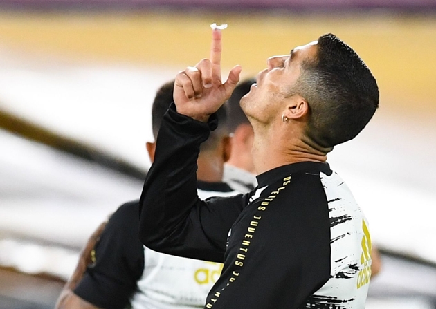 Ảnh bài viết SỐC! Không thể gặp Messi, Ronaldo chỉ trích cơ quan y tế